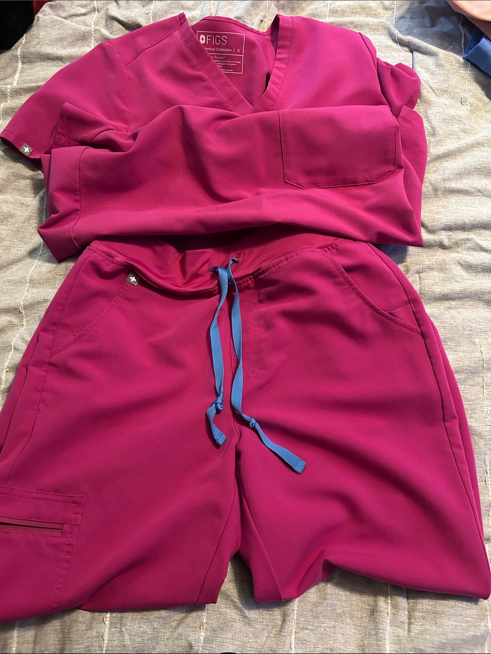 FIGS Women's Magenta Scrub Top and Jogger Pants with Blue Drawstring
